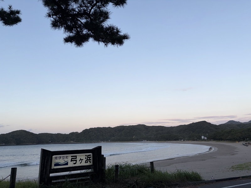 8月4日昨日から北東の強雨風とうねりが