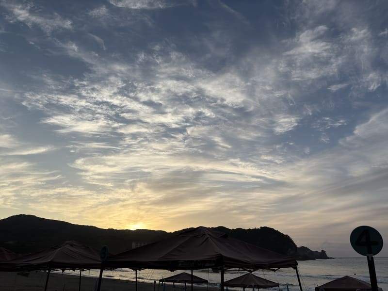 Yumigahama Beach is beautiful.3