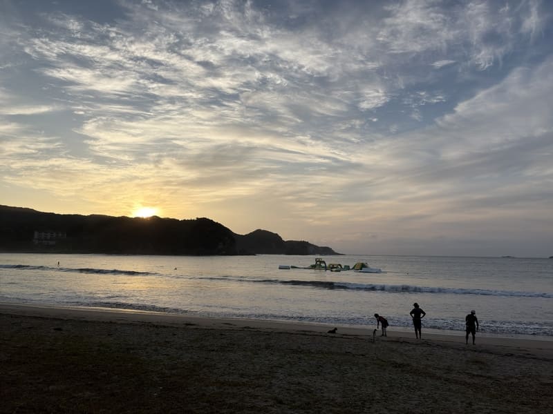 Yumigahama Beach is beautiful.4